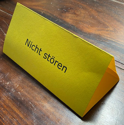 Aufsteller Selbst